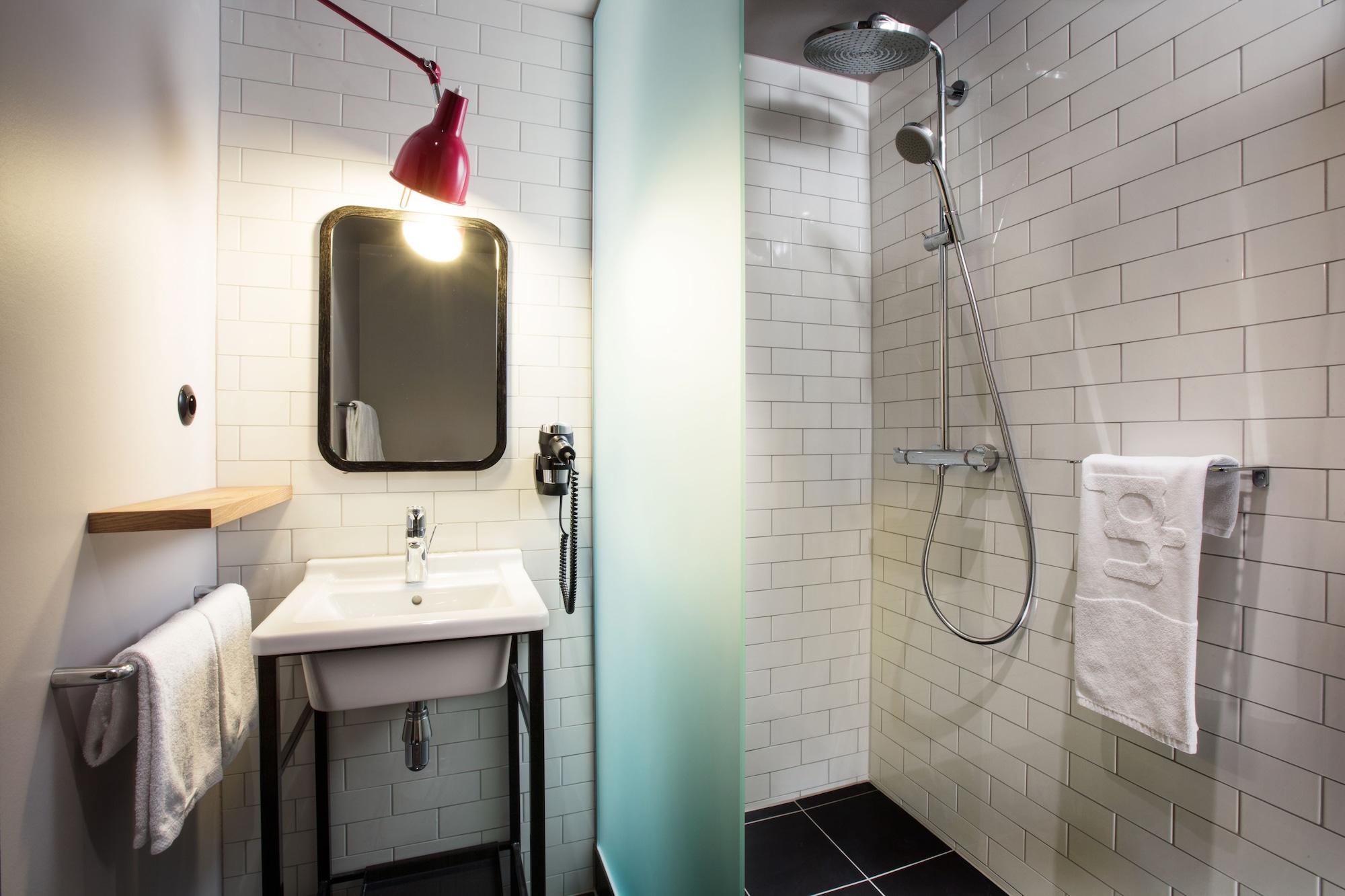 Pentahotel 4*